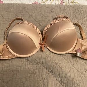 Satin push-up bra